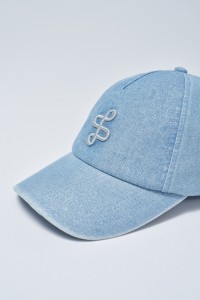 CASQUETTE EN DENIM