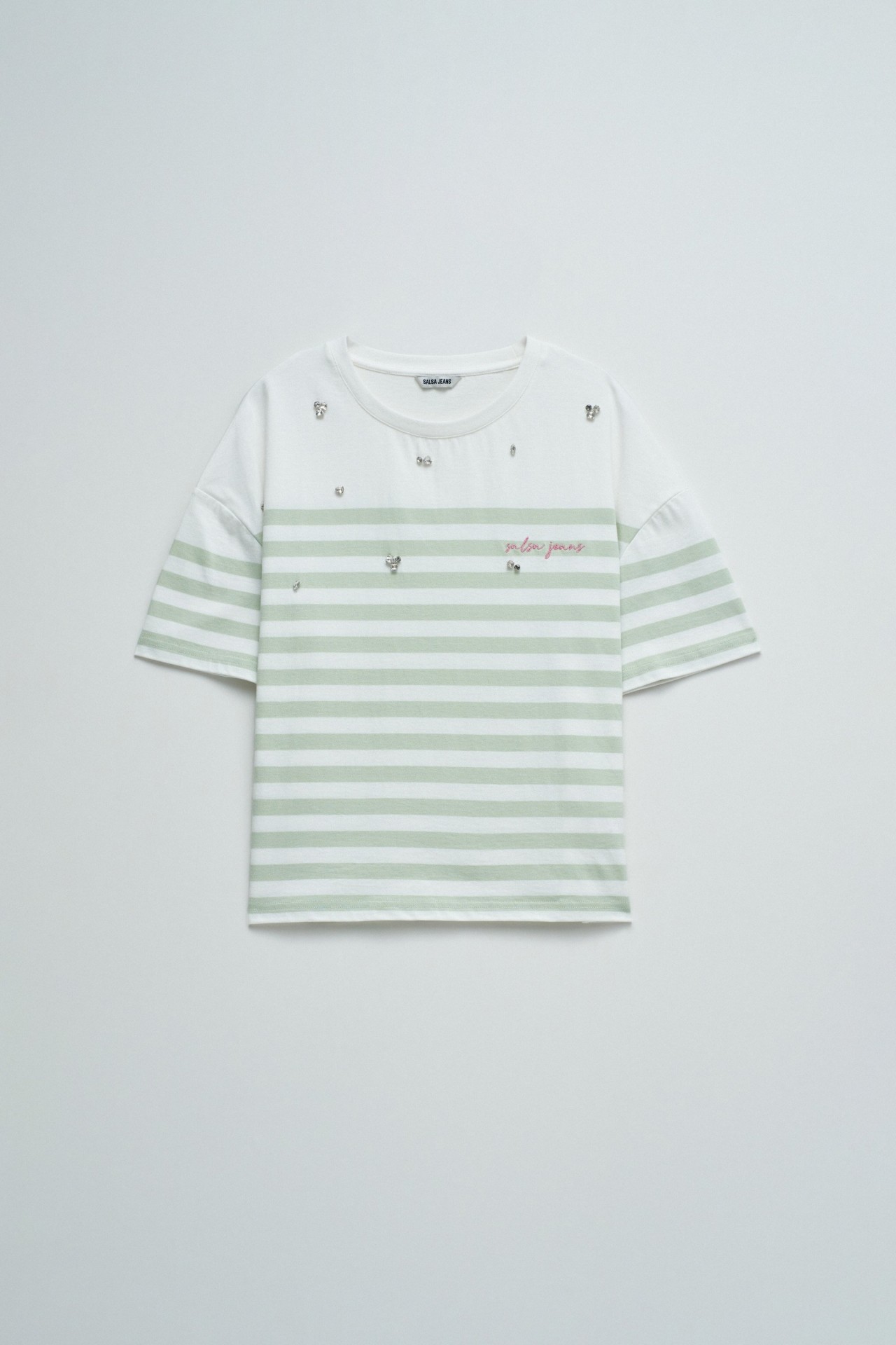 T-SHIRT COM RISCAS