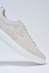 LEEREN SCHOENEN