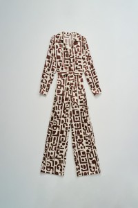 SATIJNEN JUMPSUIT MET PATROON SATIJNEN JUMPSUIT MET PATROON