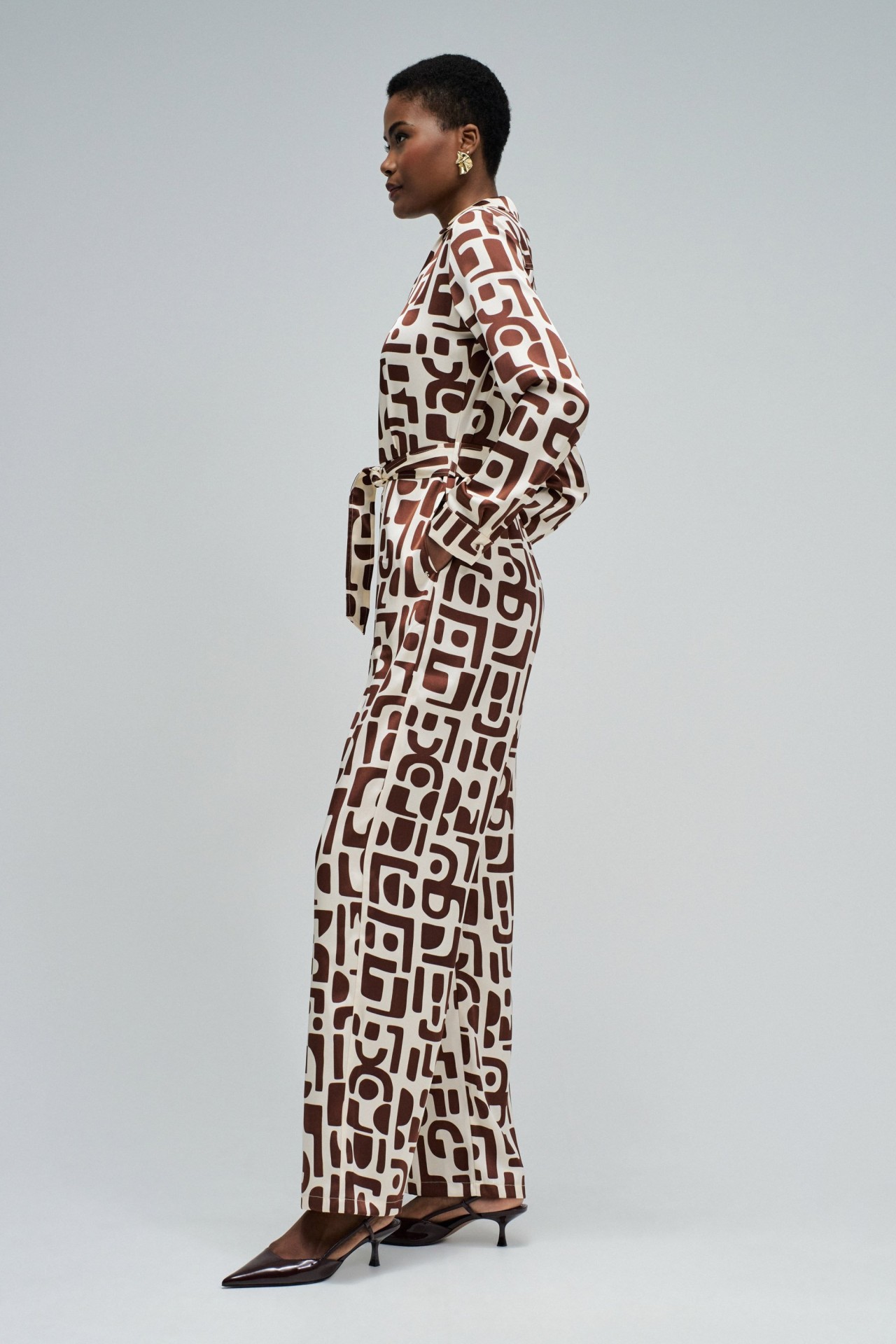 SATIJNEN JUMPSUIT MET PATROON