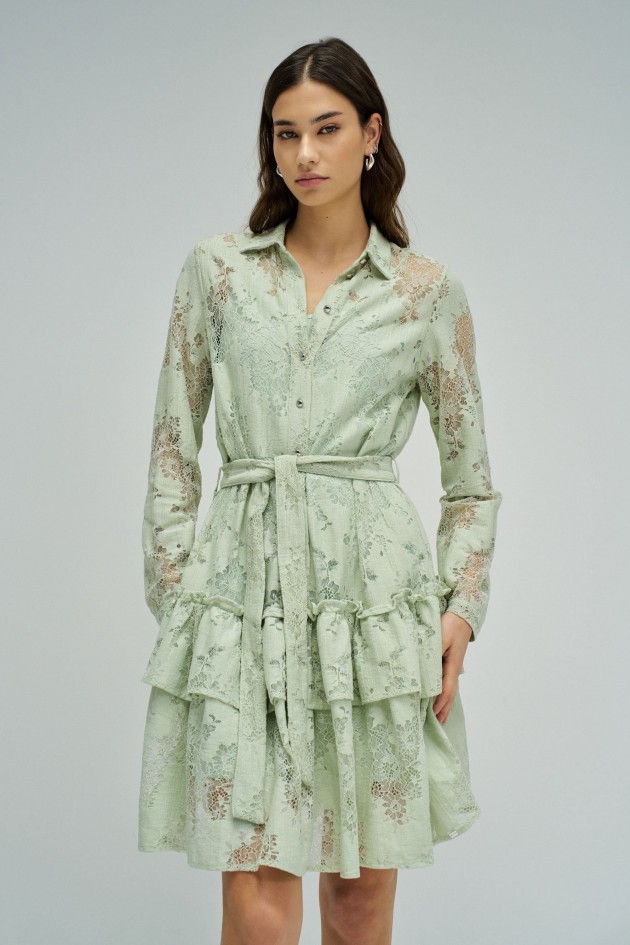 VESTIDO DE RENDA