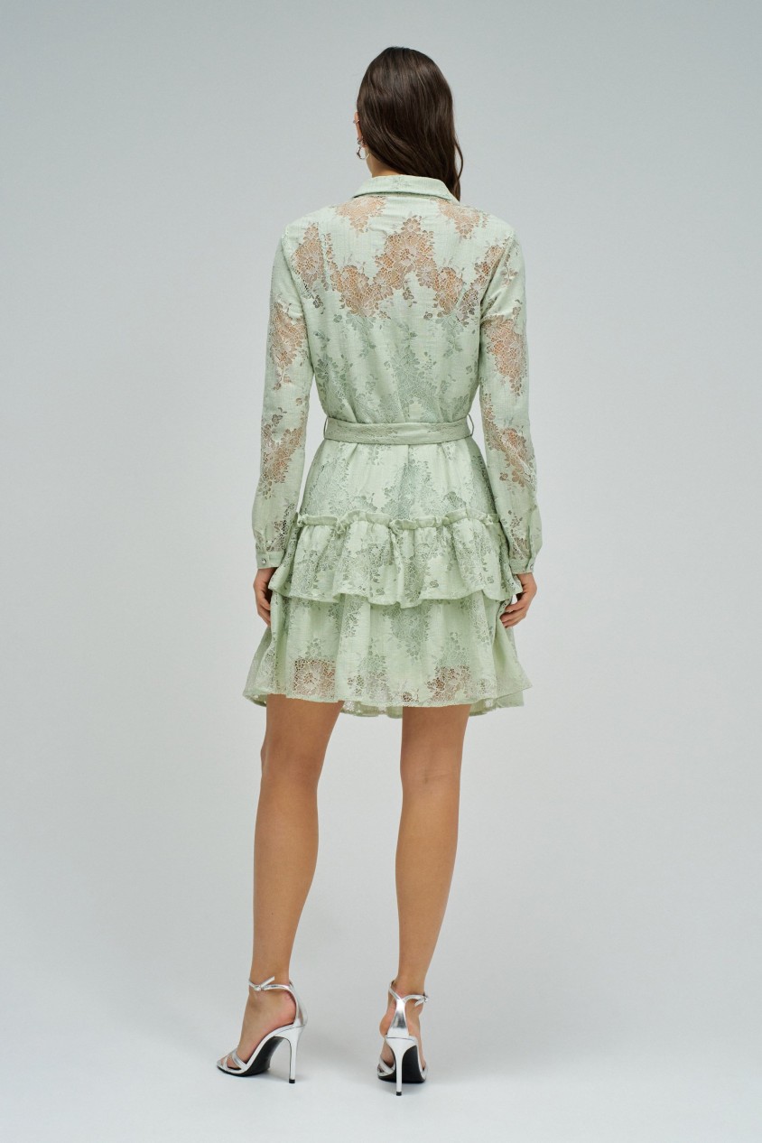VESTIDO DE RENDA