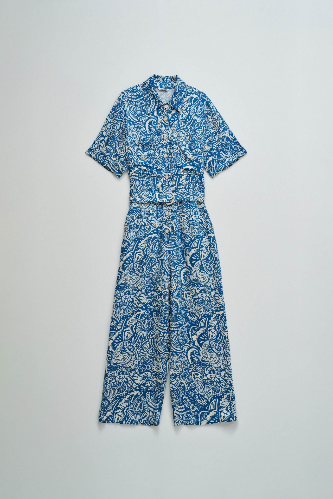 MACAC�O COM PADR�O FLORAL