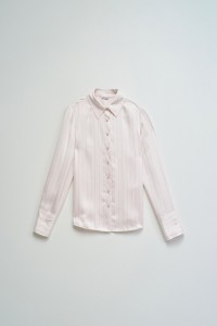 CAMISA ACETINADA COM RISCAS