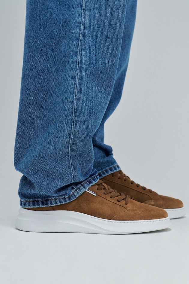 LEATHER TRAINERS
