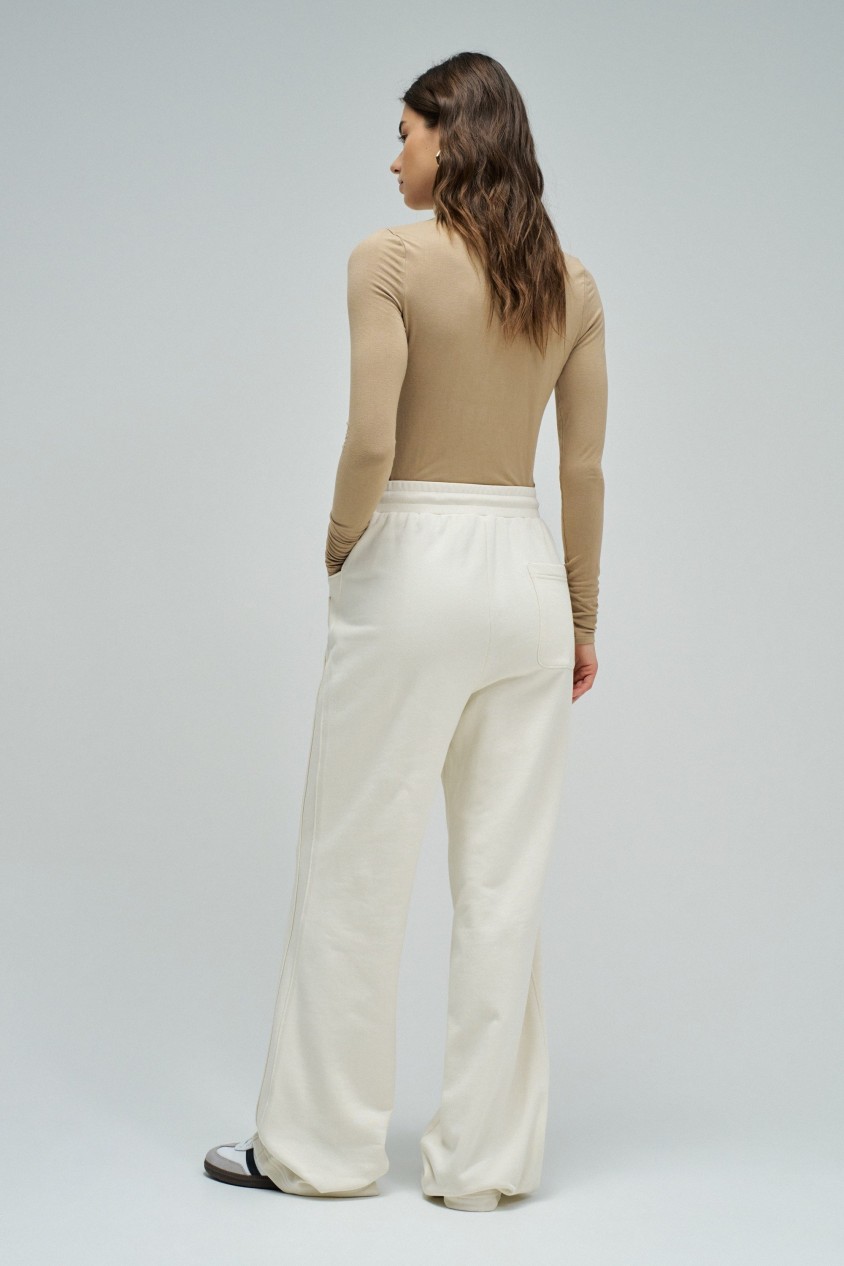 CALÇAS JOGGERS COM BRANDING