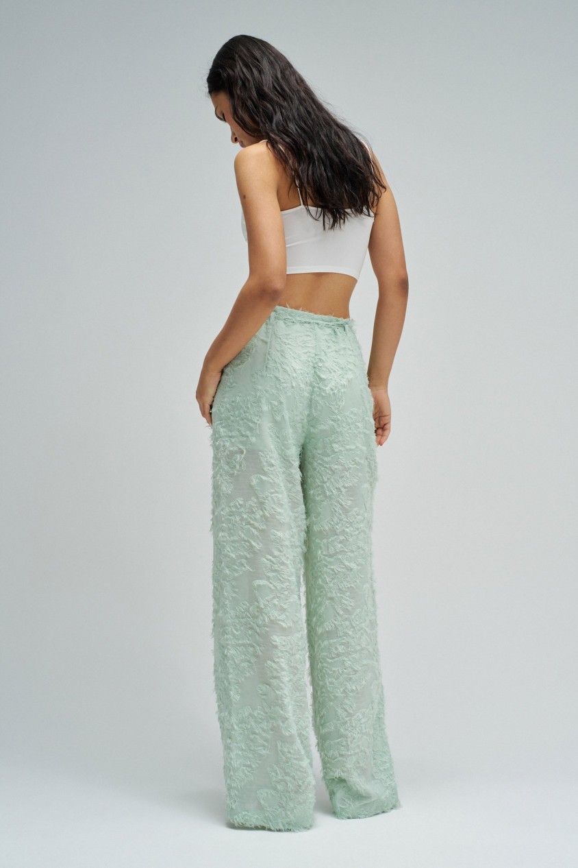 CALÇAS REGULAR FIT COM JACQUARD