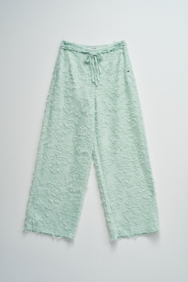 CALÇAS REGULAR FIT COM JACQUARD