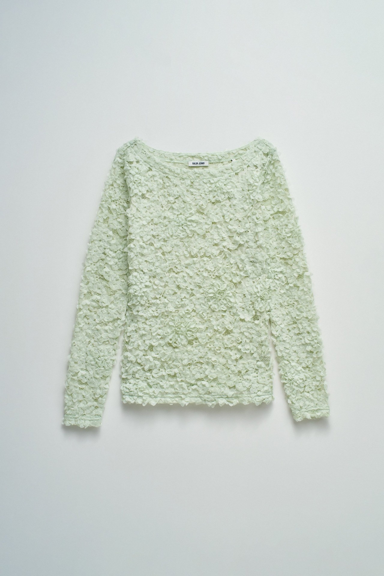 CAMISOLA TEXTURADA COM FLORES
