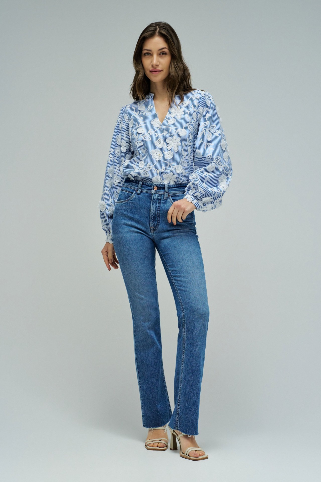 BLUSA COM EFEITO TRIDIMENSIONAL STAR CLUB