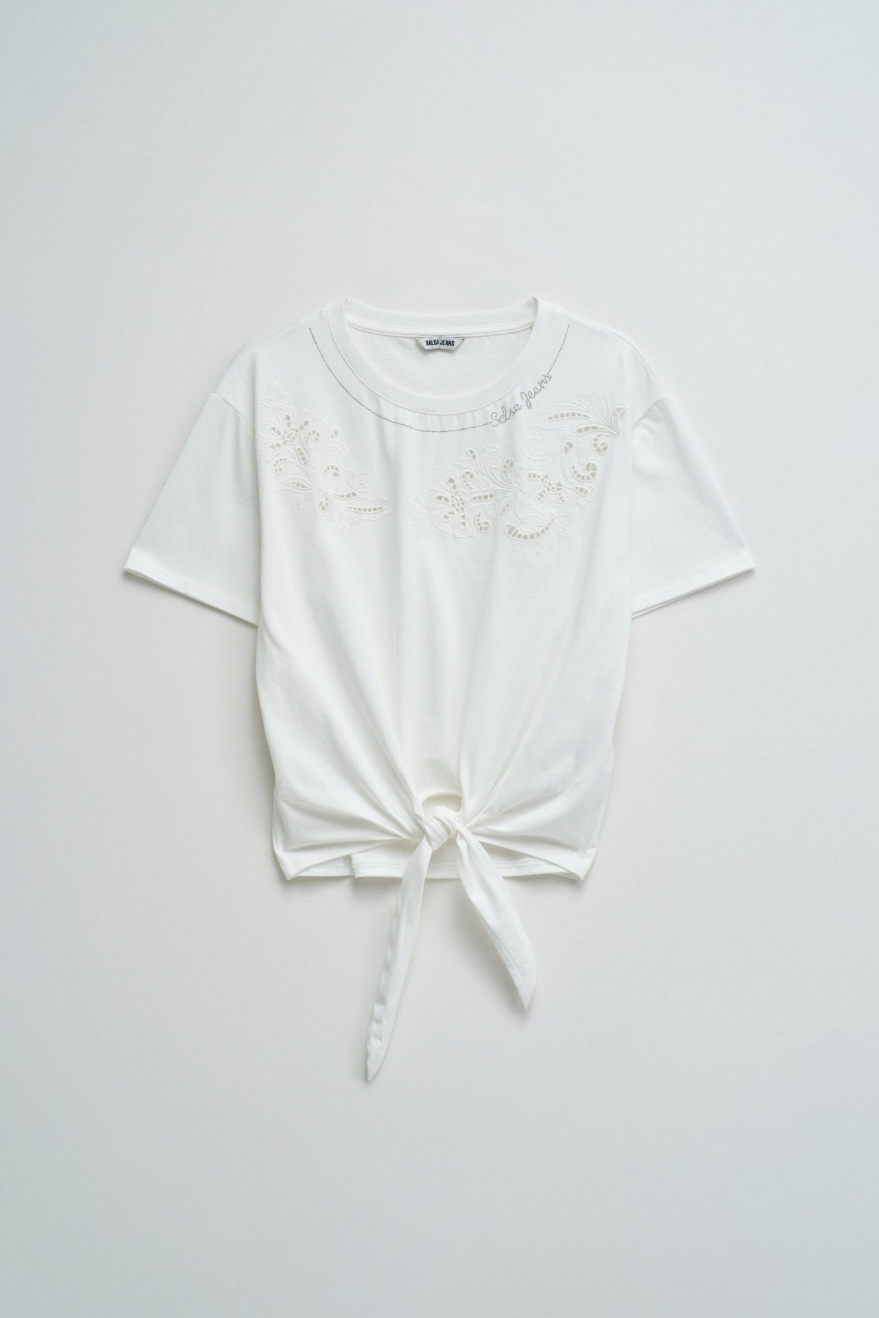 T-SHIRT WITH FRONT KNOT
