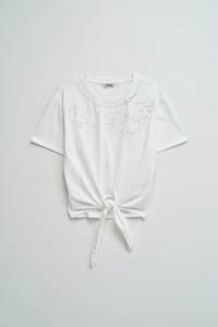 T-SHIRT WITH FRONT KNOT