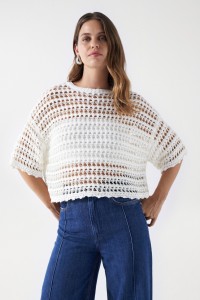 CAMISETA DE PUNTO TRICOTADO ESTILO MACRAM�