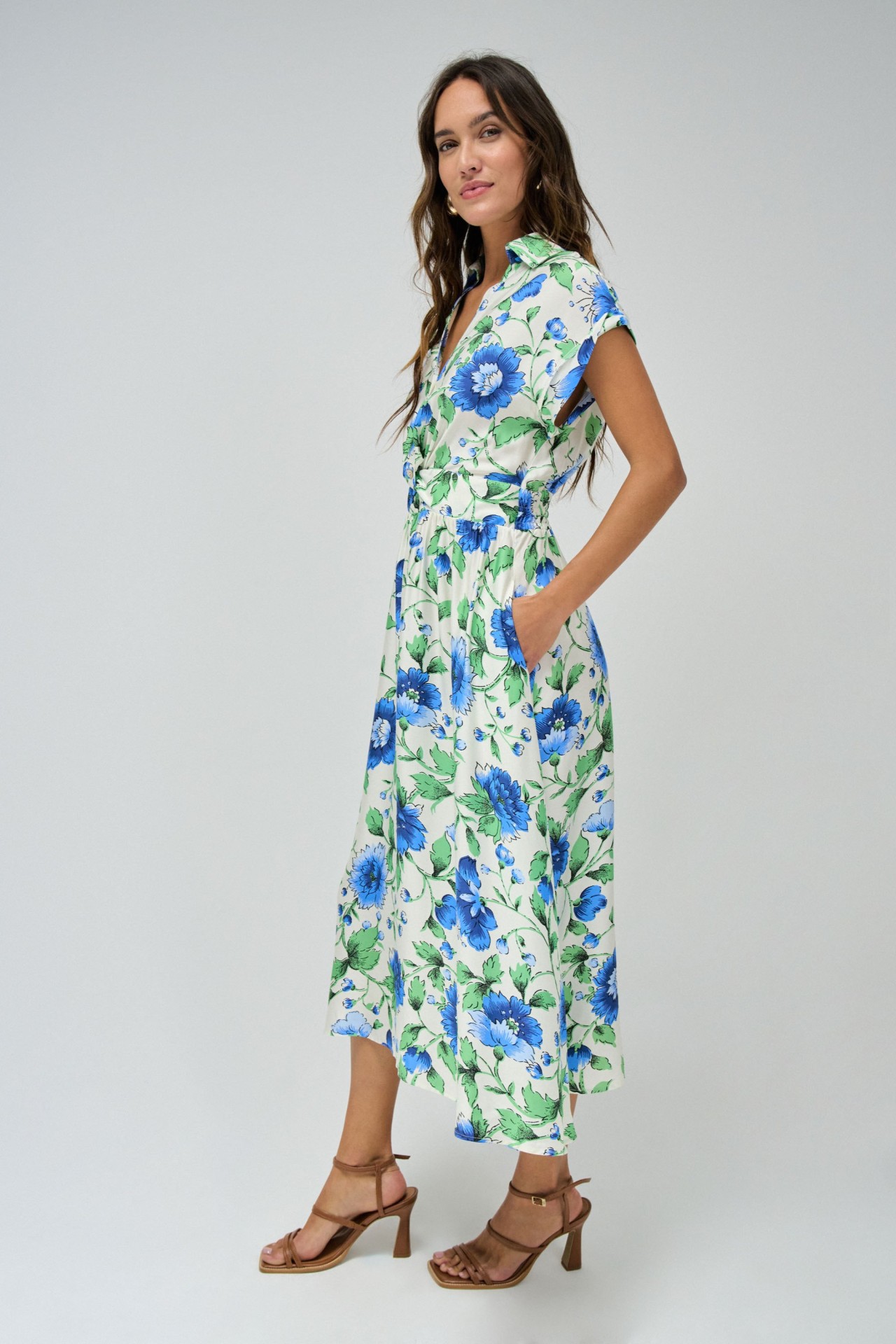 VESTIDO MIDI CAMISEIRO COM PADR�O