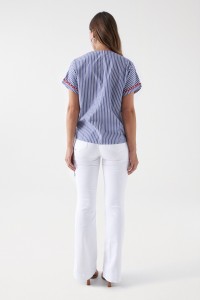 CHEMISE RAY�E AVEC D�TAILS BROD�S