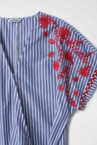 CHEMISE RAY�E AVEC D�TAILS BROD�S
