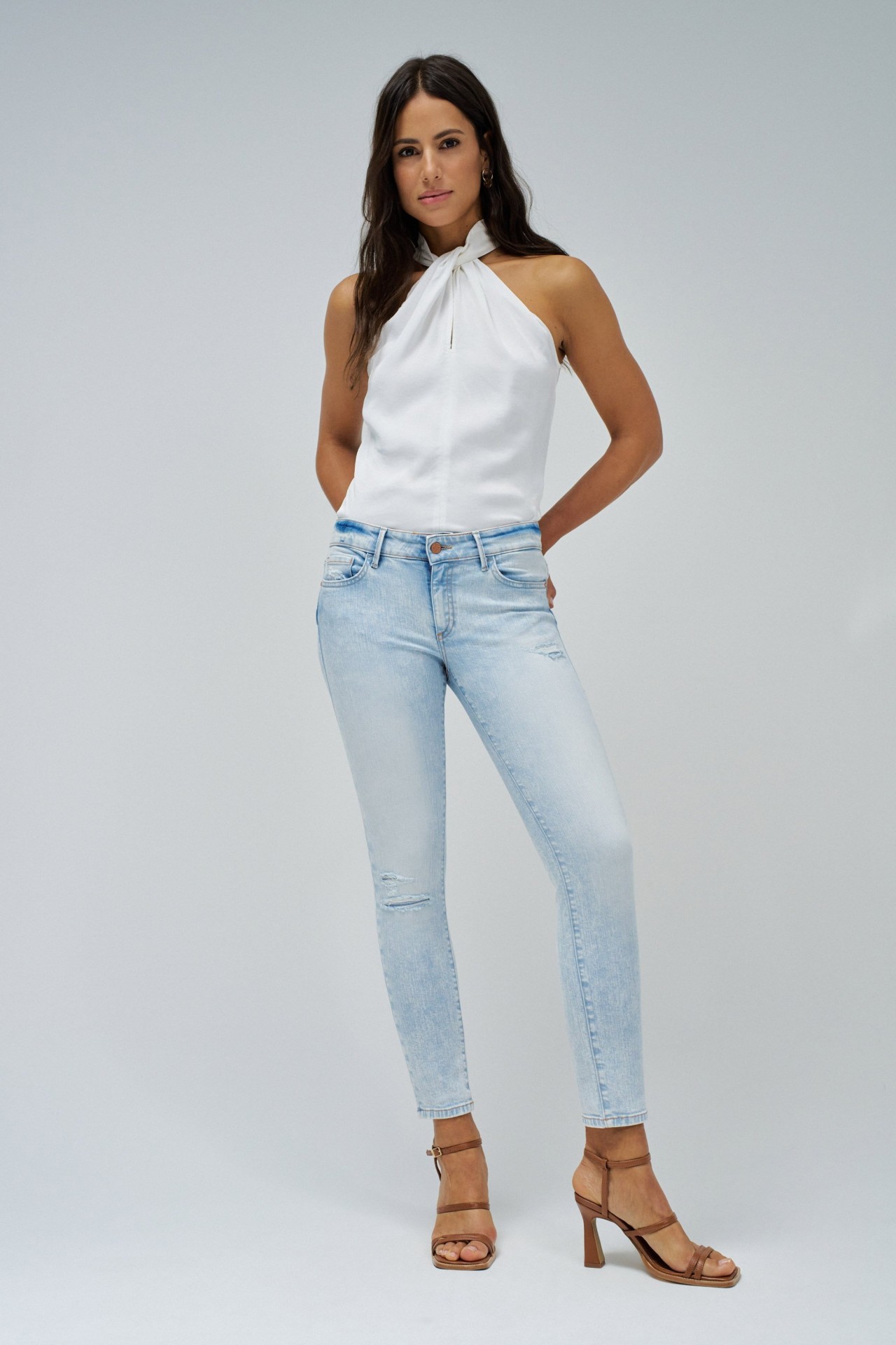 VAQUEROS WONDER PUSH UP CROPPED SKINNY