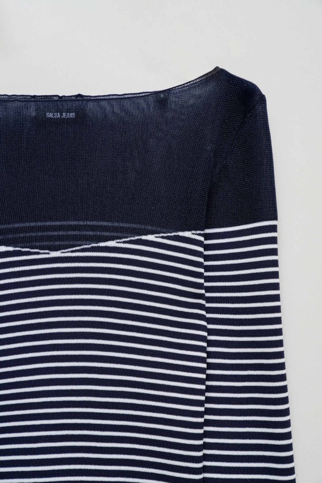 PULLOVER MIT TRANSPARENZ