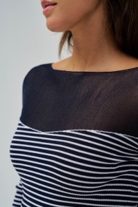 PULL AVEC TRANSPARENCE