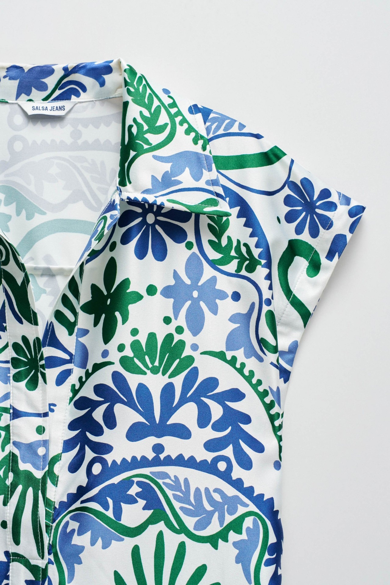 BLOUSE MOTIF FLORAL