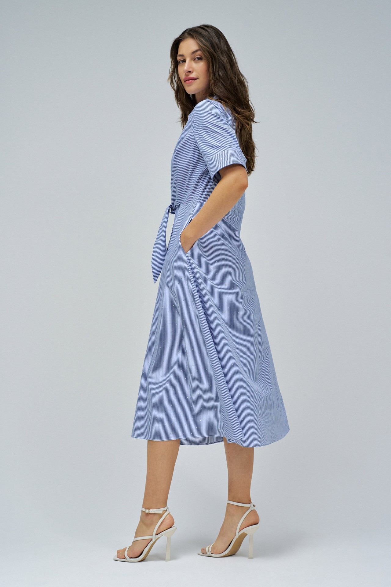 VESTIDO CAMISEIRO COM RISCAS