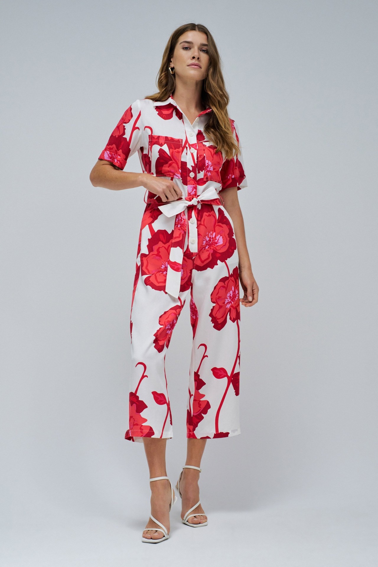 MACAC�O COM ESTAMPADO FLORAL