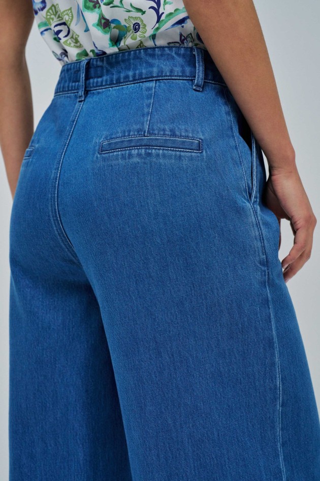 PANTALON EN LIGHTDENIM AVEC JAMBE WIDE