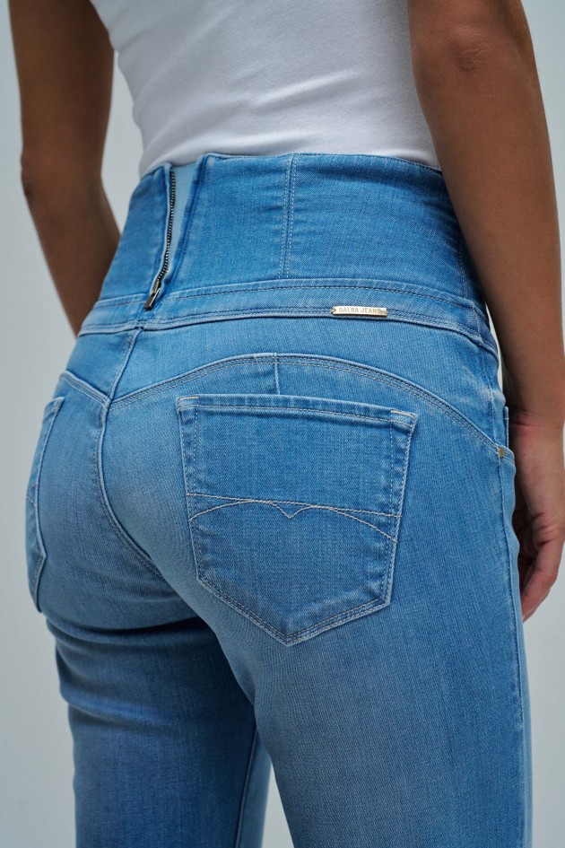 DIVA PUSH IN CROPPED FLARE JEANS