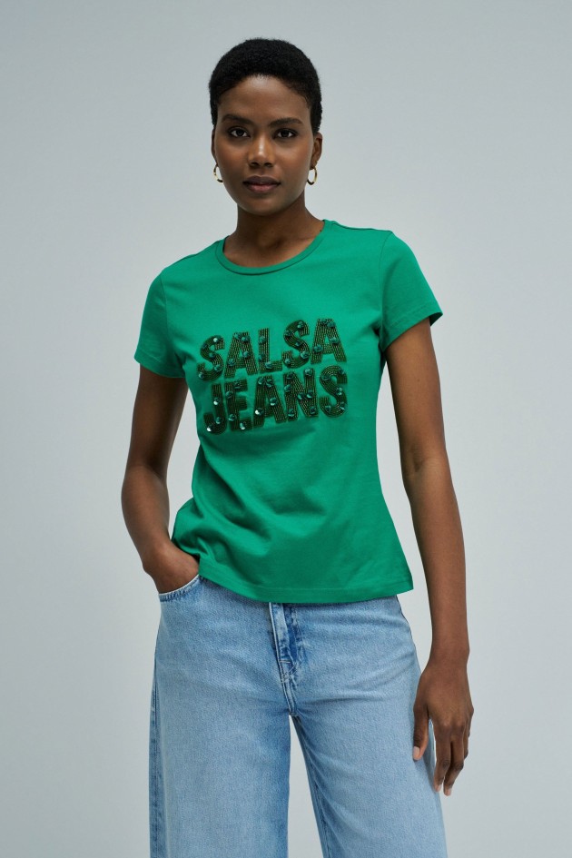 T-SHIRT WITH BRANDING