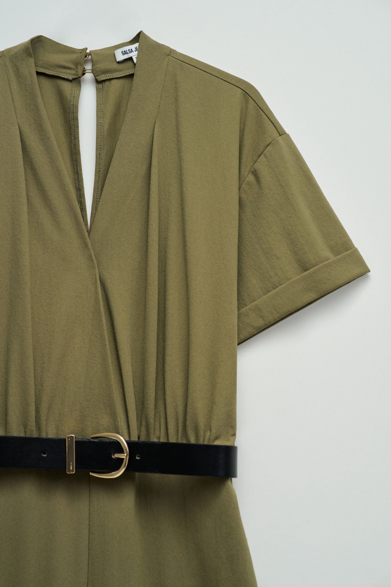 JUMPSUIT MET RIEM