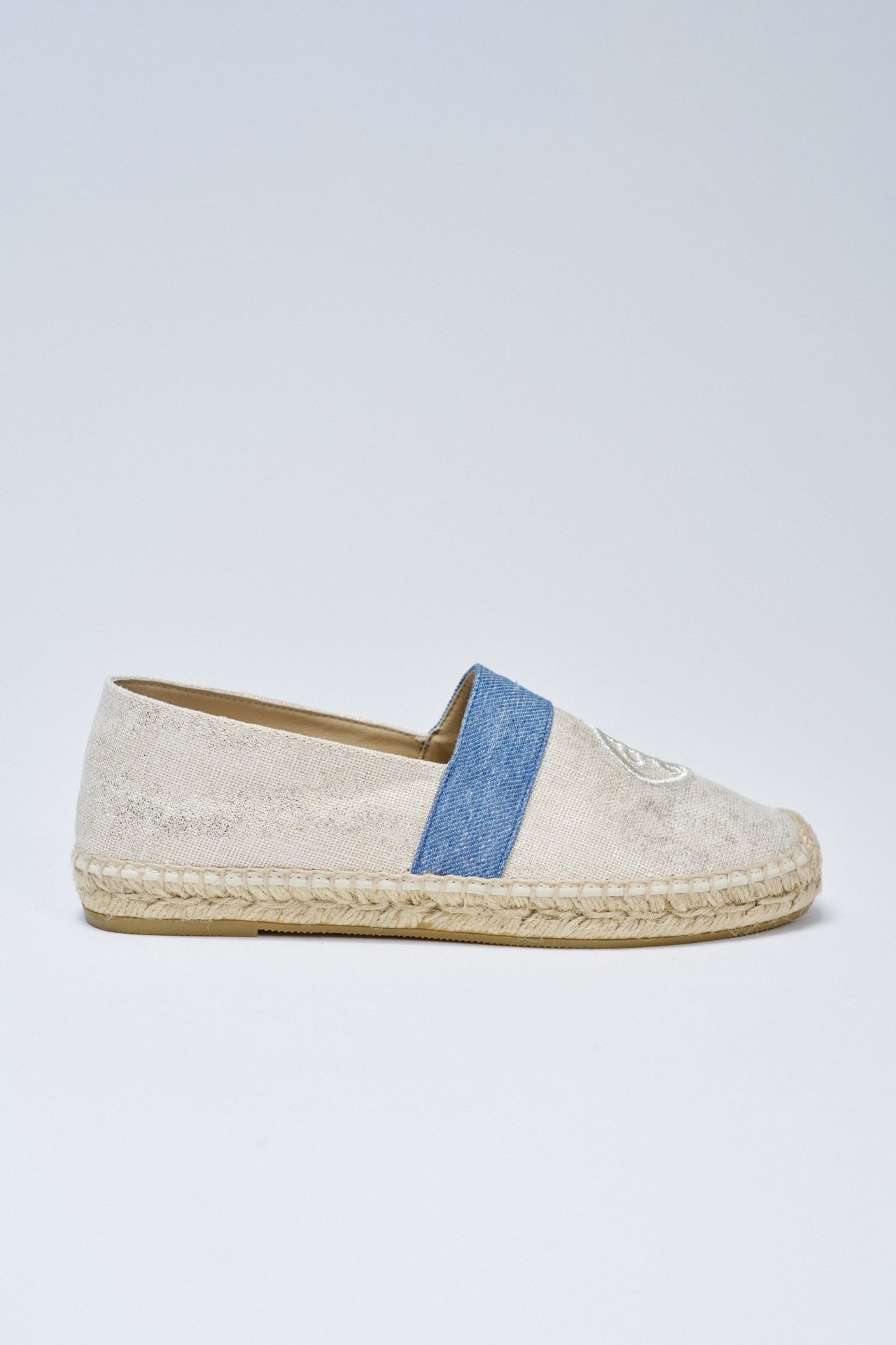 ALPERCATAS COM DETALHE DE DENIM