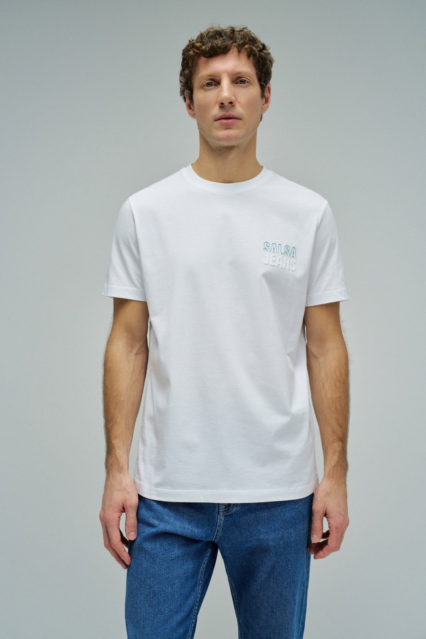 T-SHIRT WITH BRANDING