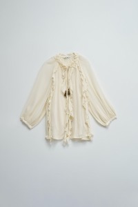 BLUSA COM FOLHOS