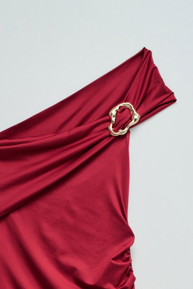 ROBE LONGUE AVEC APPLICATION DORÉE