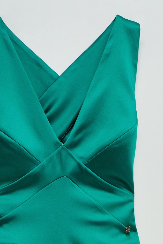 SATIN LANGES KLEID