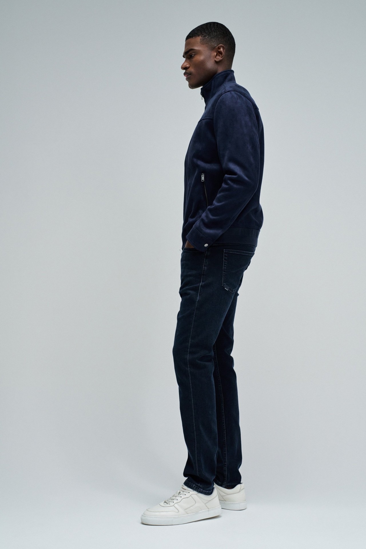 CASACO BOMBER EFEITO SUEDE