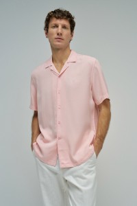CAMISA EM DENIM LEVE