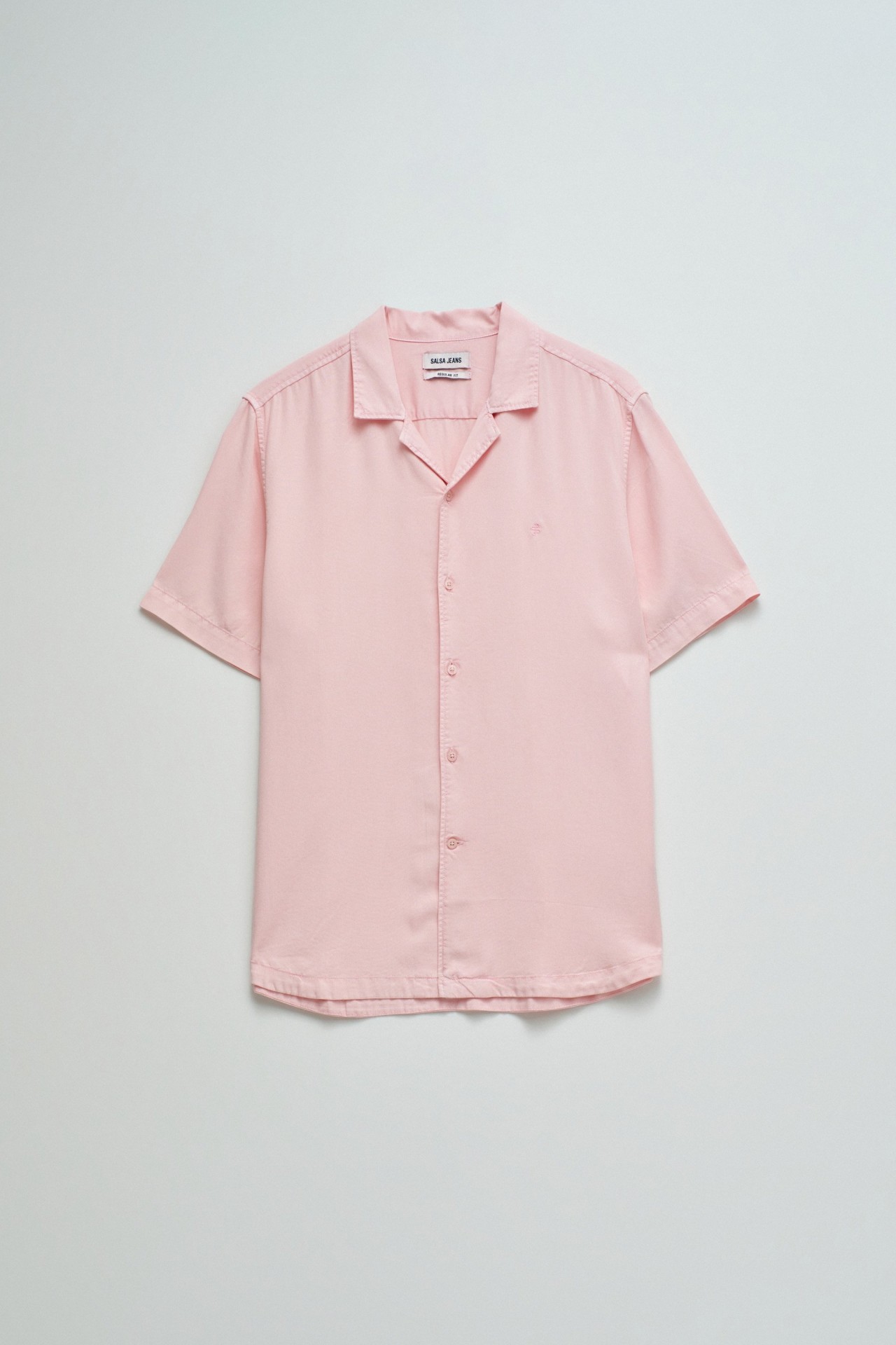 CAMISA EM DENIM LEVE