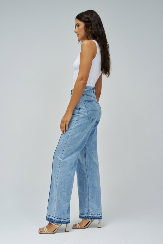 WIDE LEG LIGHTDENIM JEANS