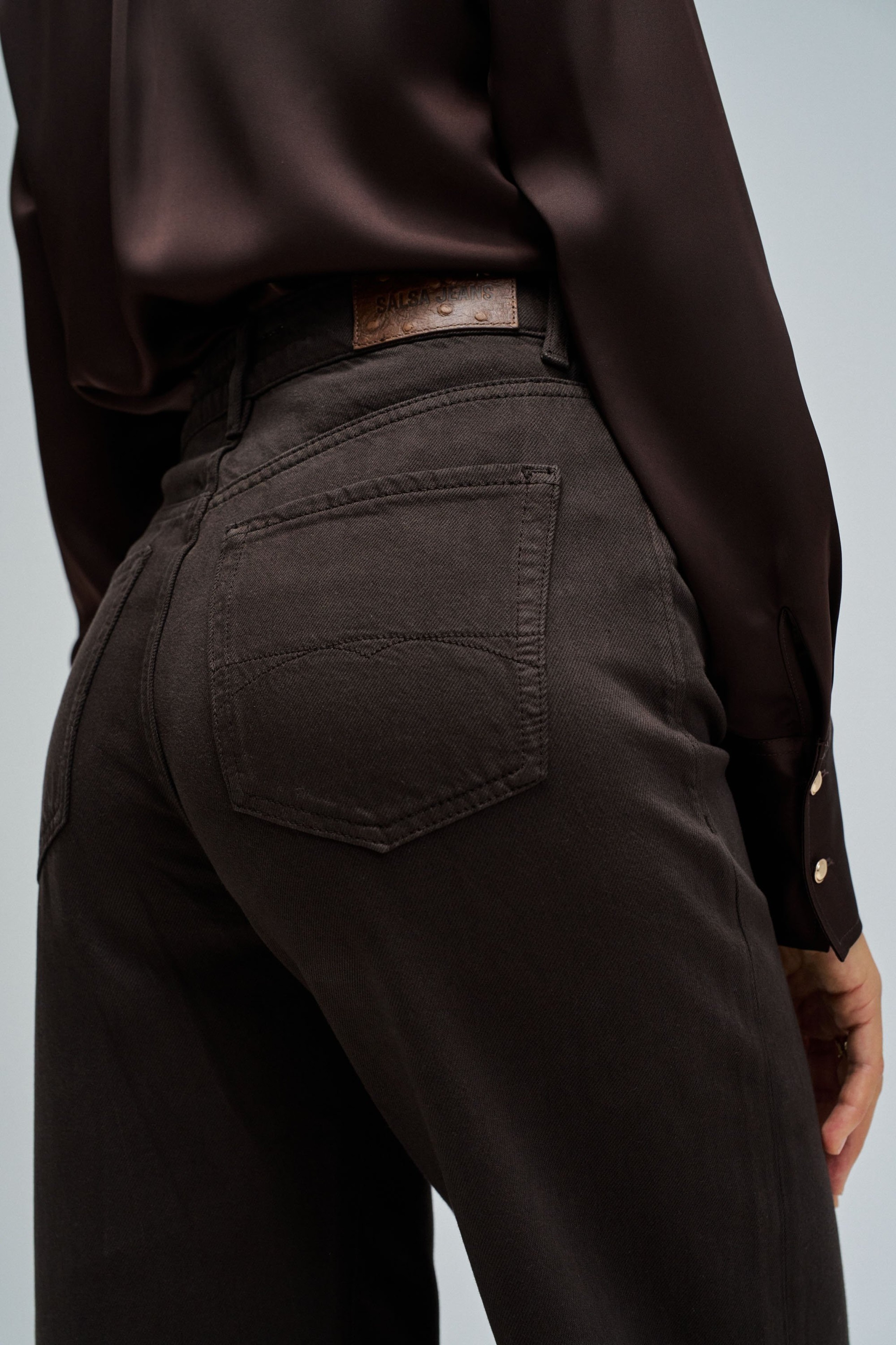 WIDE LEG JEANS