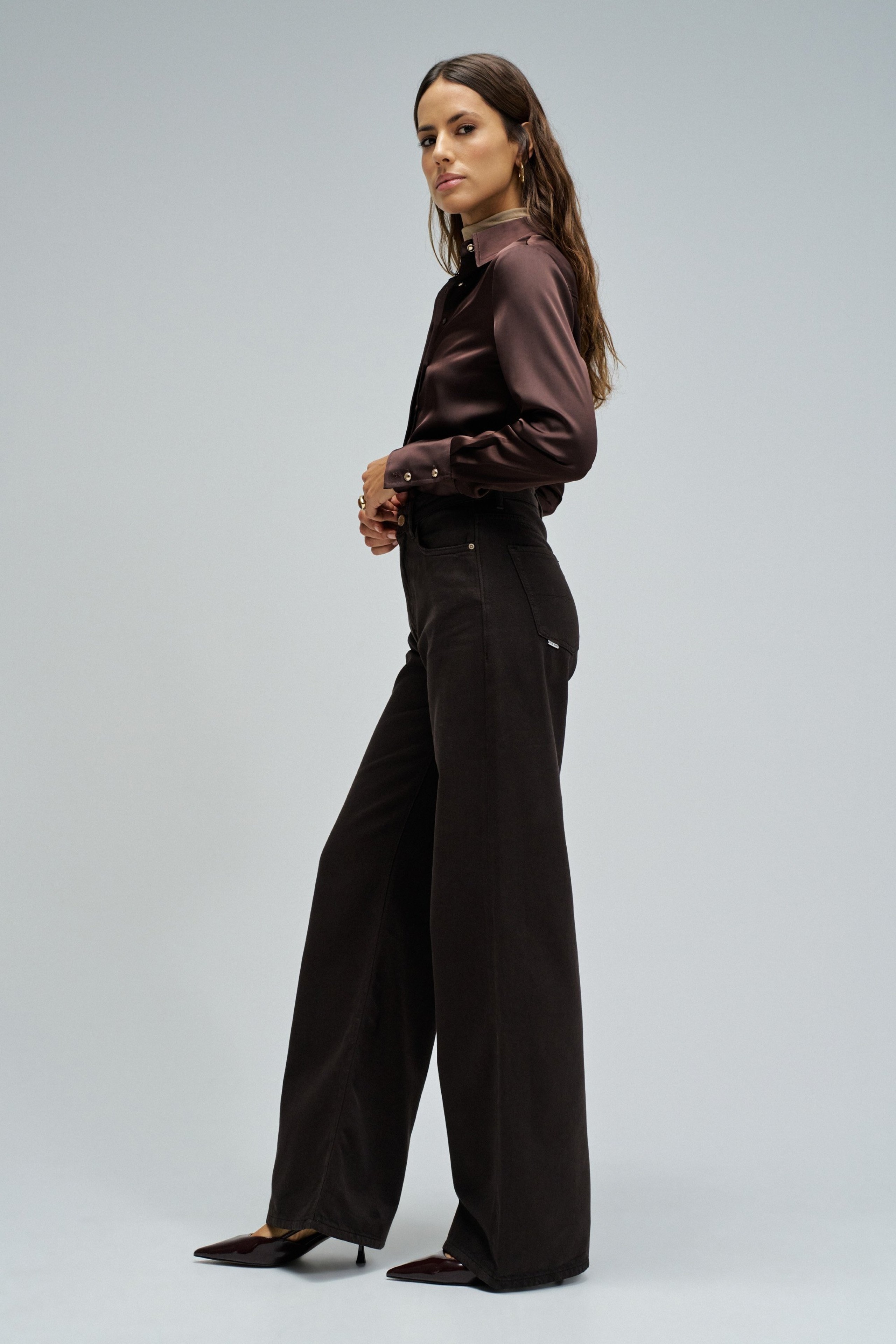WIDE LEG JEANS