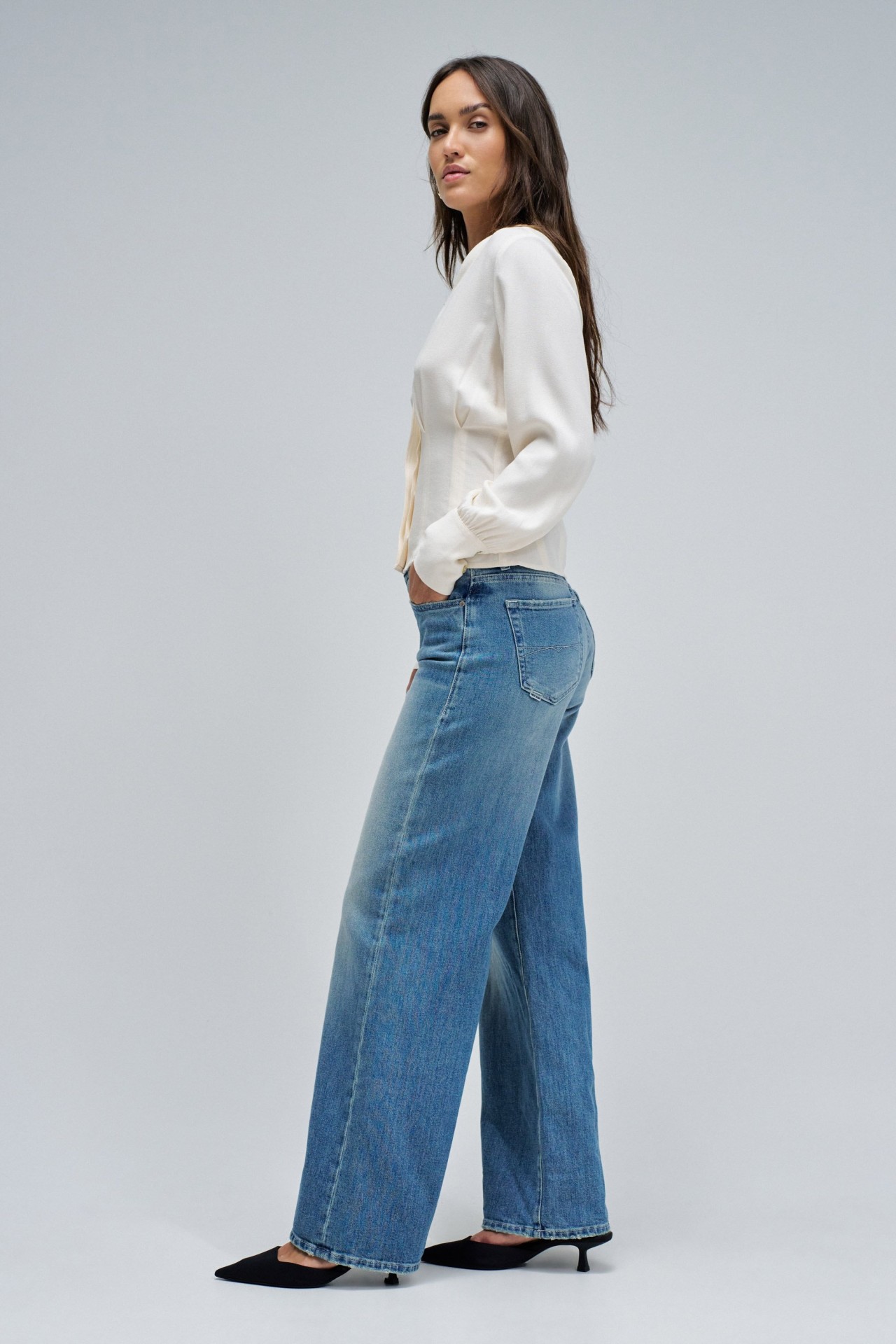 VAQUEROS LOW RISE WIDE