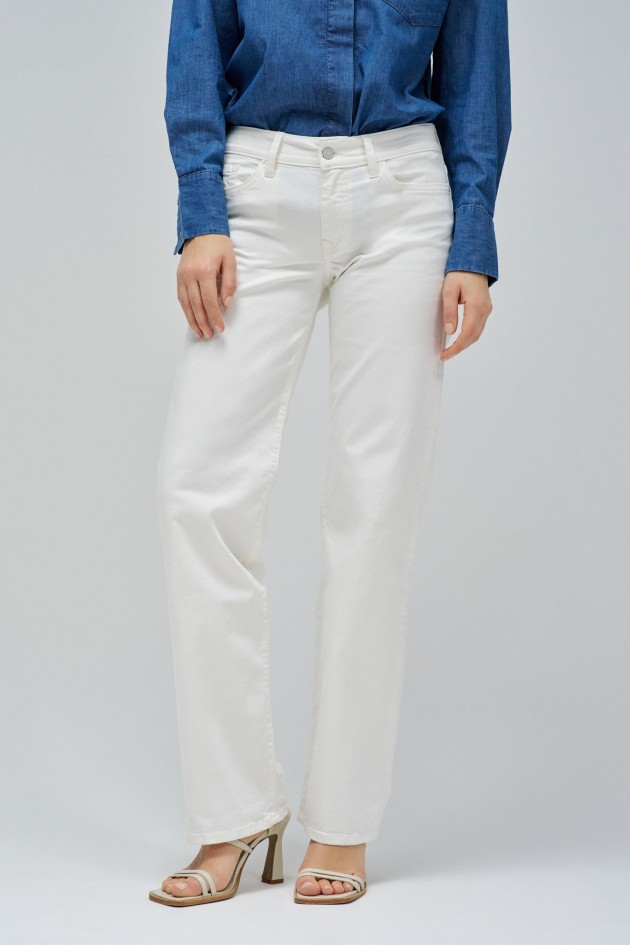 JEANS LOW RISE STRAIGHT