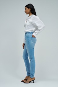 FAITH PUSH IN SKINNY JEANS