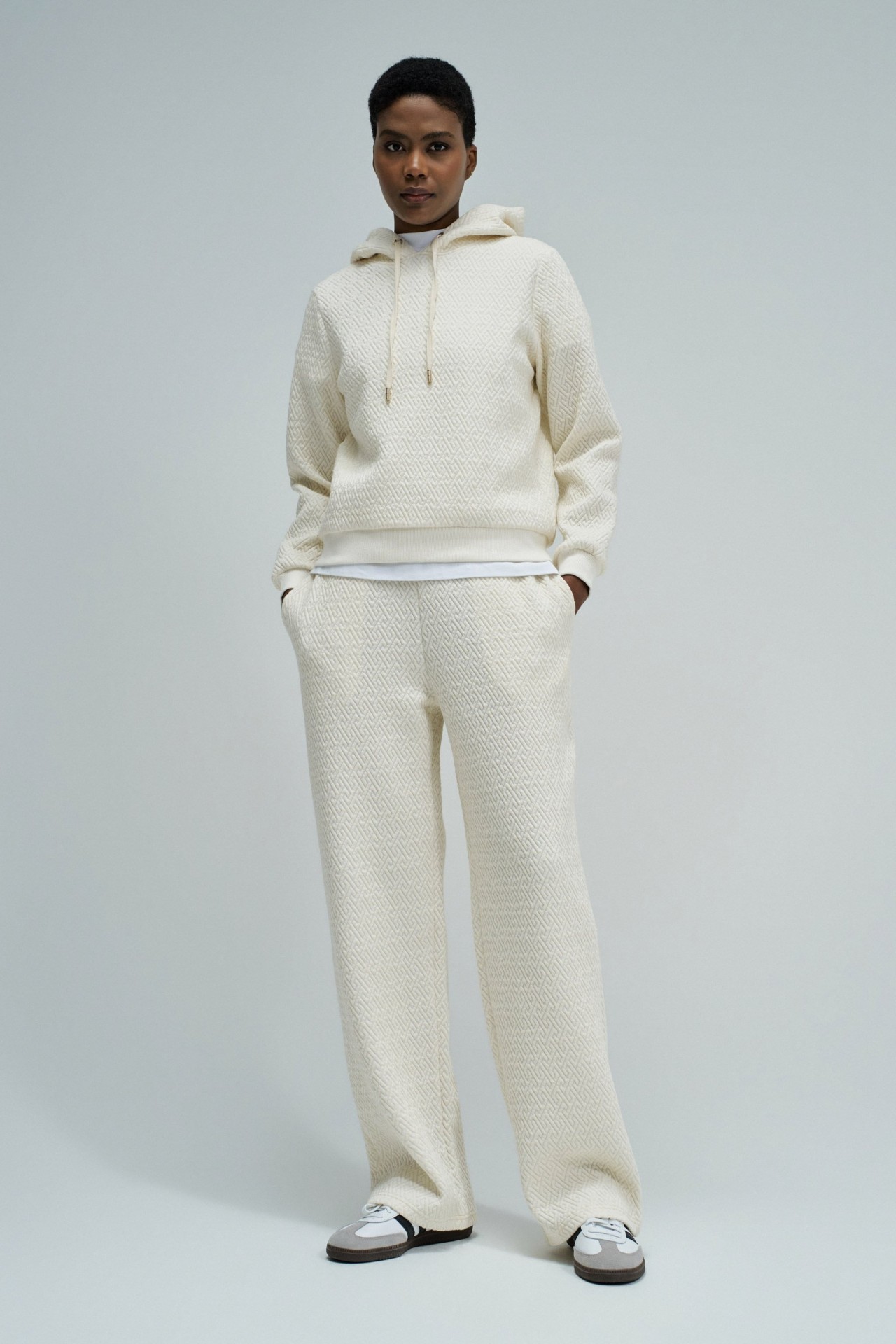 HOODIE COM JACQUARD