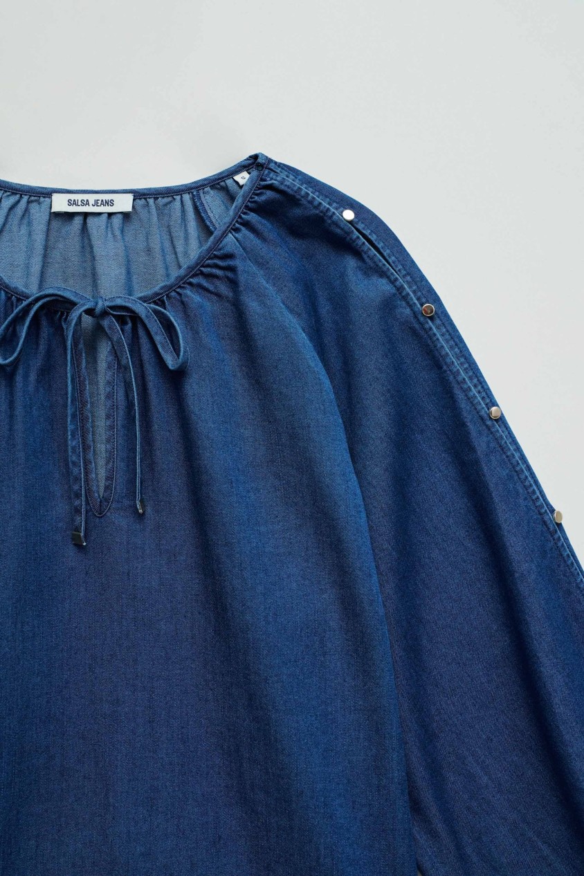 BLUSA EM LIGHTDENIM