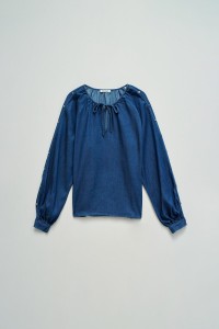 BLUSA EM LIGHTDENIM