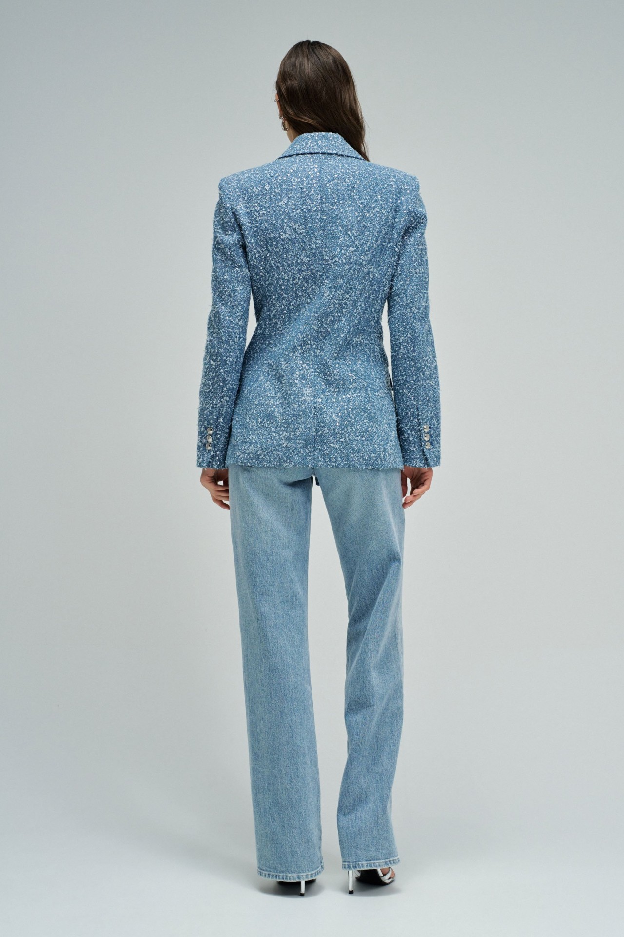 BLAZER EM DENIM COM JACQUARD E LANTEJOULAS