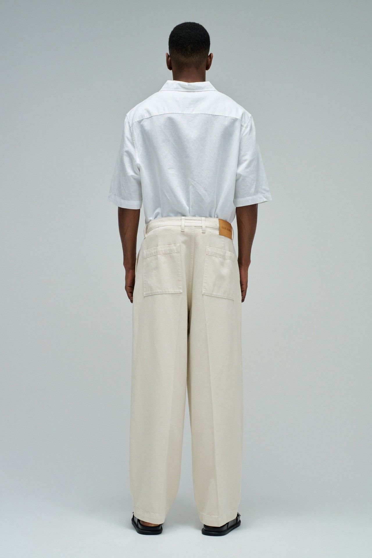 CAL�AS LOOSE FIT